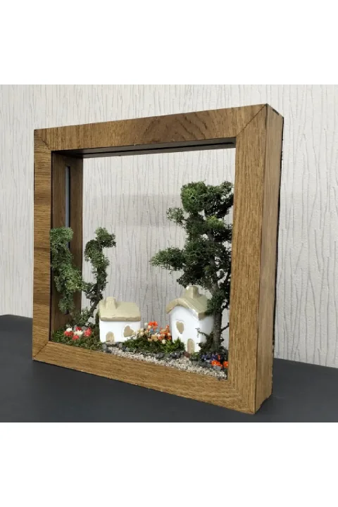 SC011 - Işıklı Dekoratif Çerçeve Açık Arka Planlı Bahçe Evli El Yapımı LED Diorama 31x31x6 cm - yan açı ve derinlik görünümü