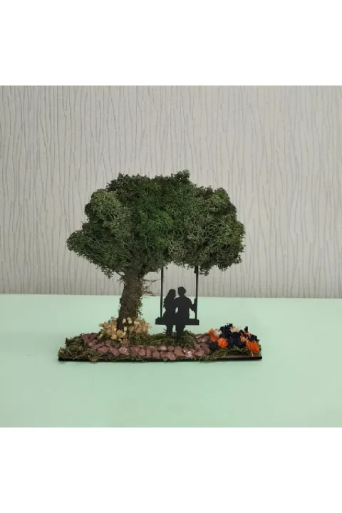 TO001 - Salıncaklı Çift ve Yosun Ağaçlı El Yapımı Dekoratif Diorama Obje - ana ürün görünümü