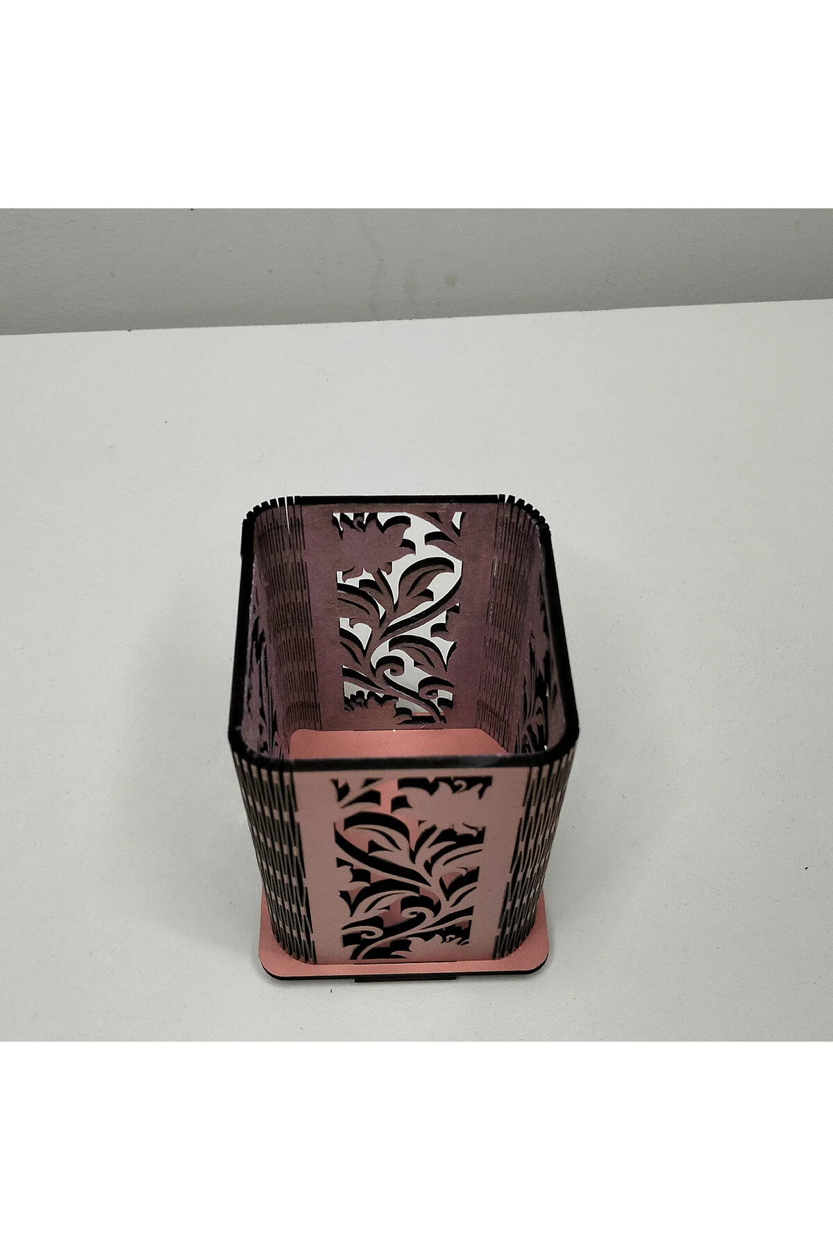 MD-KK-003 - Esnek Oval Köşeli Pembe Masaüstü Kalemlik – Çiçek Desenli Kalem ve Marker Düzenleyici - farklı kullanım alanları
