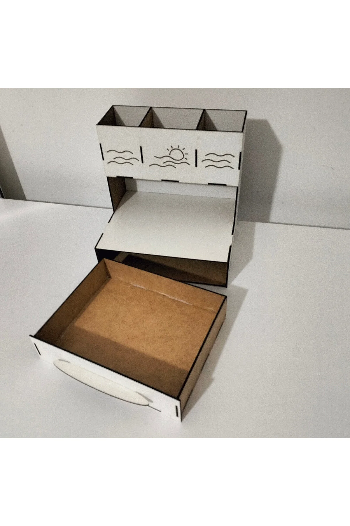 MD-MO-002 - Beyaz Çekmeceli Masaüstü Organizer – 3 Bölmeli Kalemlik ve Çok Amaçlı Düzenleyici - paket içeriği ve bağlantı bilgisi