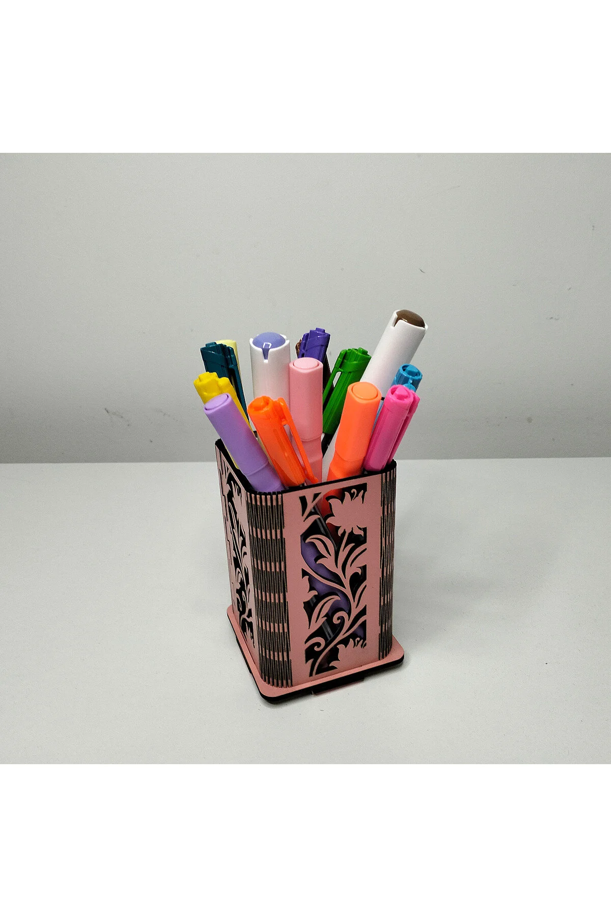 MD-KK-003 - Esnek Oval Köşeli Pembe Masaüstü Kalemlik – Çiçek Desenli Kalem ve Marker Düzenleyici - alternatif ürün görünümü