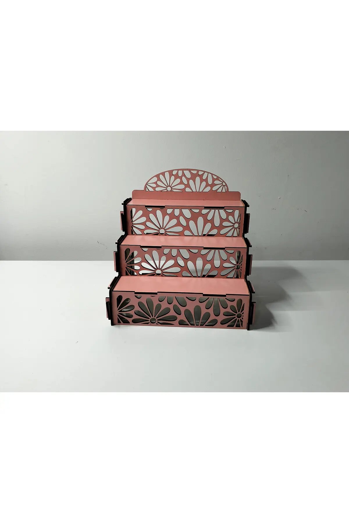 SK-OS-001 - 3 Kademeli Pembe Sergileme Standı – Masaüstü Düzenleyici - paket içeriği ve bağlantı bilgisi