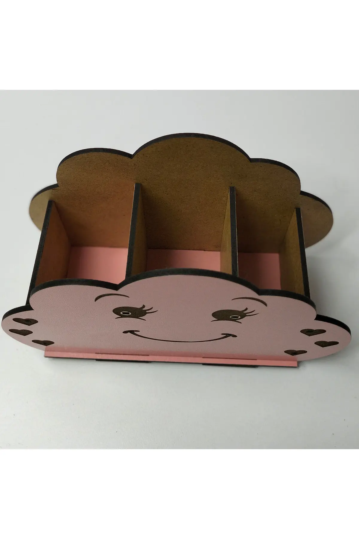 MD-KK-001 - Minik Bulut Kalemlik – 3 Bölmeli Pembe MDF Masaüstü Organizer - dekorasyonda kullanım görünümü